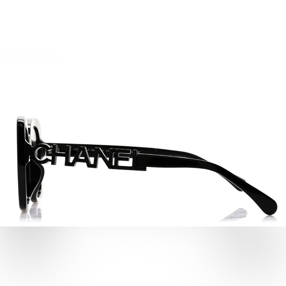 CHANEL
Acetate Strass Polarized Square Sunglasses 5422-B-A Black - Picture 3 of 7